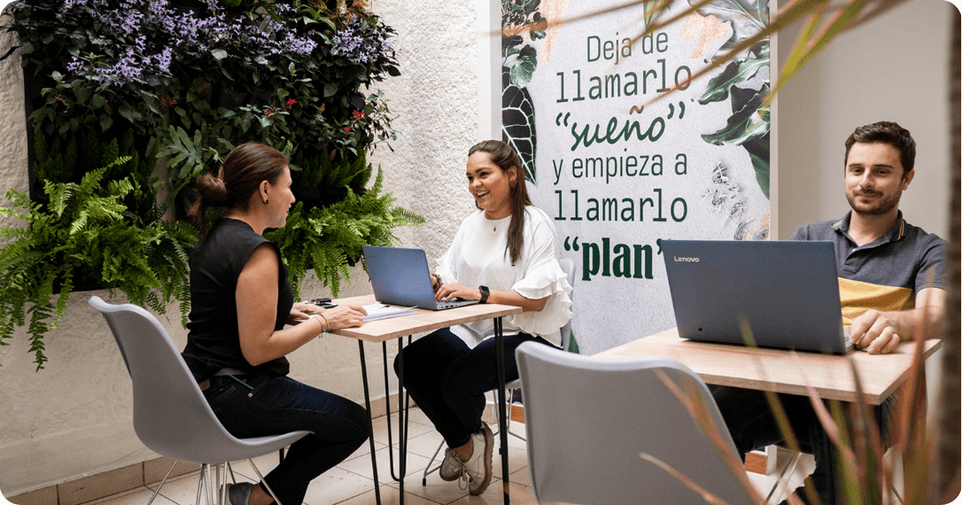 Instalaciones de coworking en el barrio Belén, Medellín.