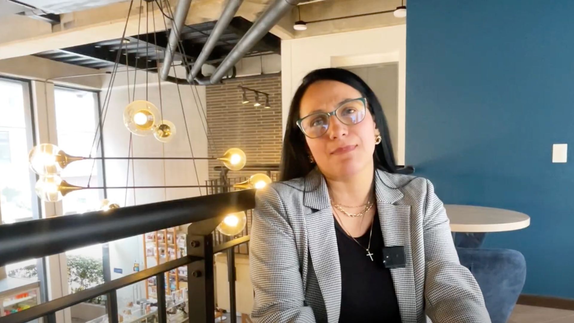 Coliving 86 își împărtășește experiența cu Pluria. Situat în zona de afaceri a orașului, acest spațiu de coworking a fost creat pentru a îmbunătăți experiența oamenilor și a devenit alegerea zilnică pentru mulți dintre utilizatorii noștri.